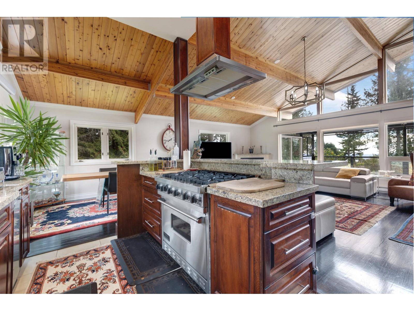 602 St. Andrews Road, West Vancouver, British Columbia  V7S 1V4 - Photo 10 - R2826302