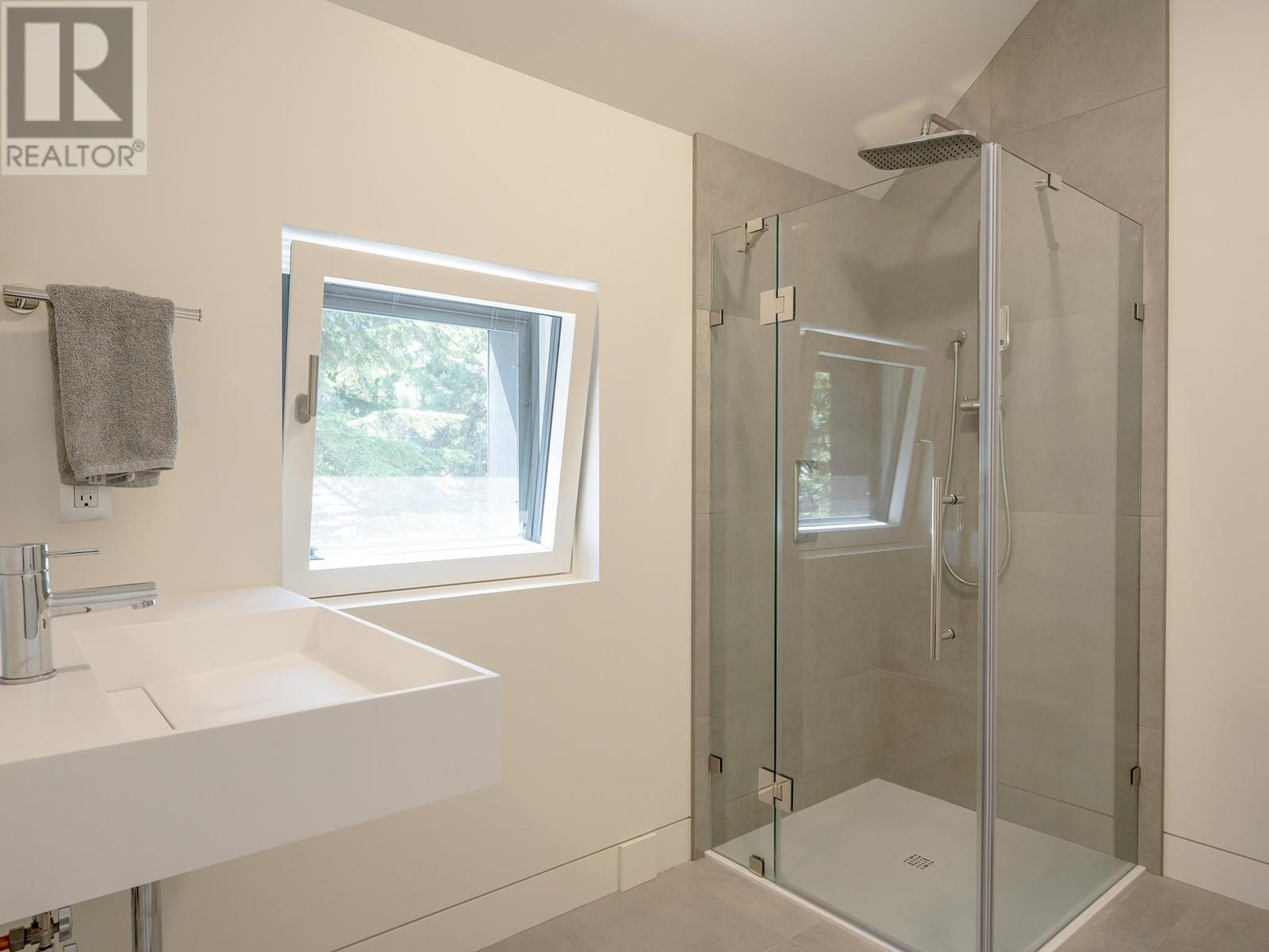 6187 Eagle Drive, Whistler, British Columbia  V8E 0C6 - Photo 29 - R2826351