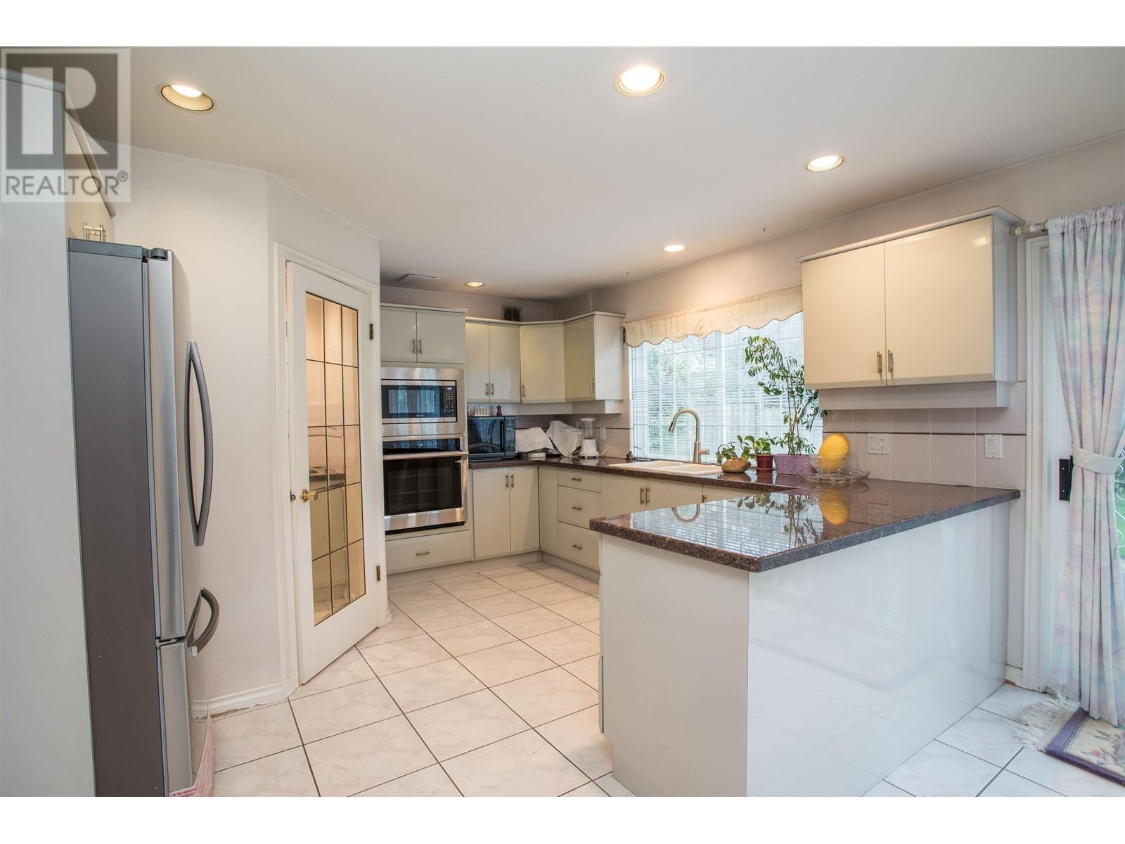 12571 Cameron Drive, Richmond, British Columbia  V6V 2T6 - Photo 13 - R2821861