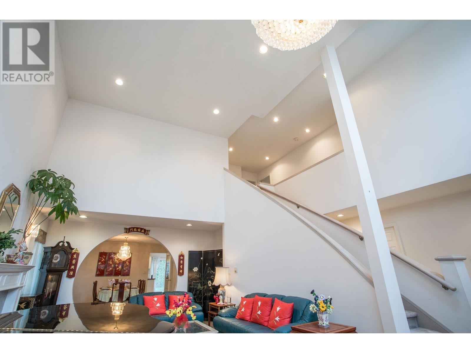 12571 Cameron Drive, Richmond, British Columbia  V6V 2T6 - Photo 10 - R2821861