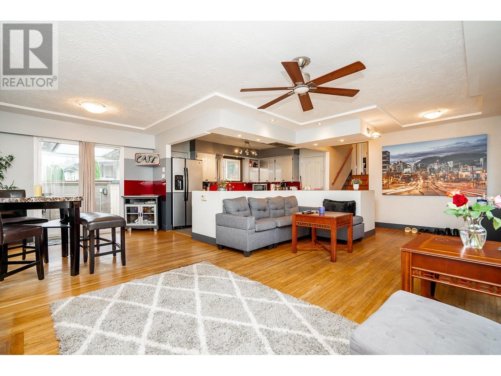 2715 Coast Meridian Road Road, Port Coquitlam, British Columbia  V3B 3M6 - Photo 6 - R2825391