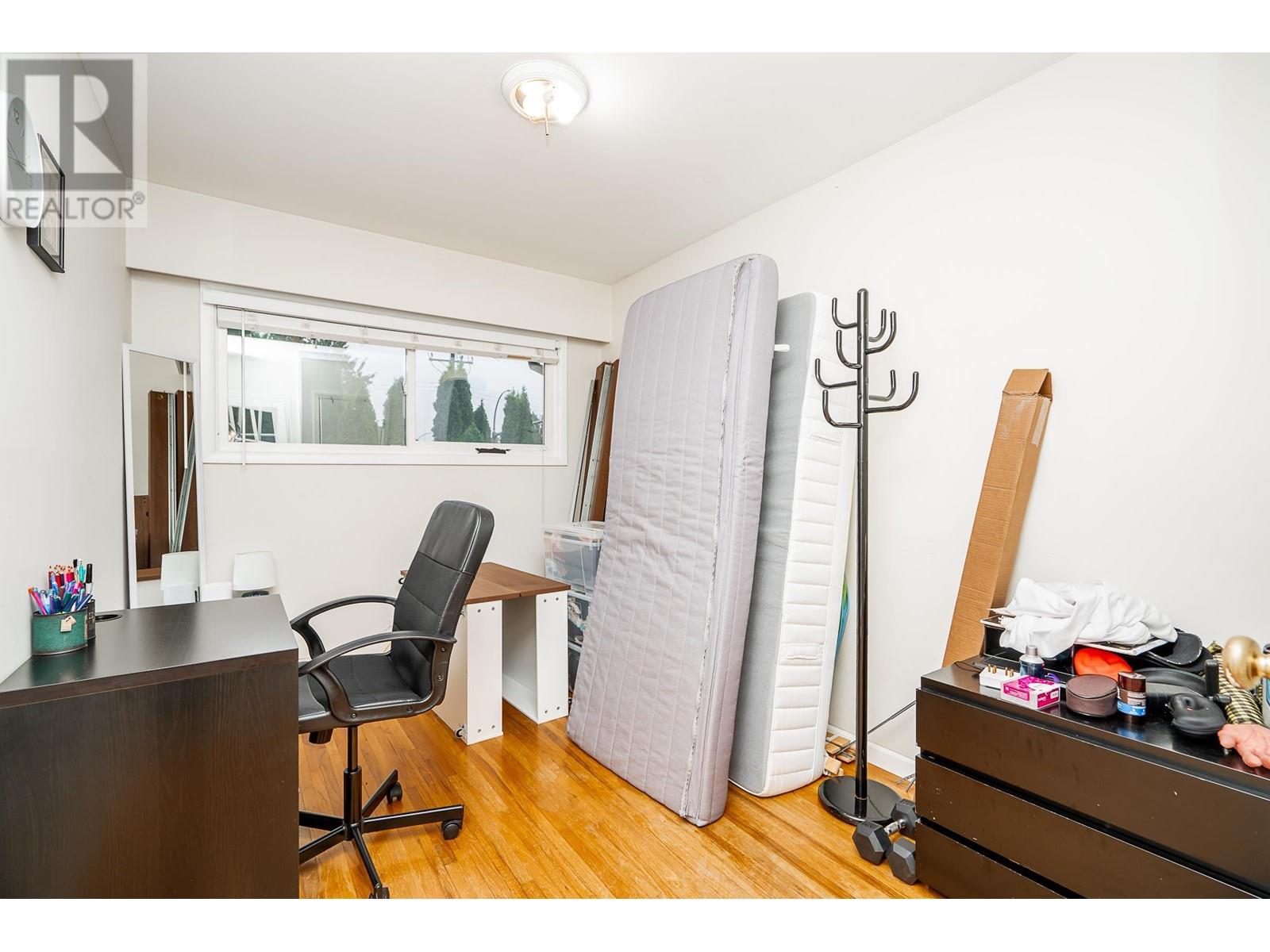 2715 Coast Meridian Road Road, Port Coquitlam, British Columbia  V3B 3M6 - Photo 22 - R2825391