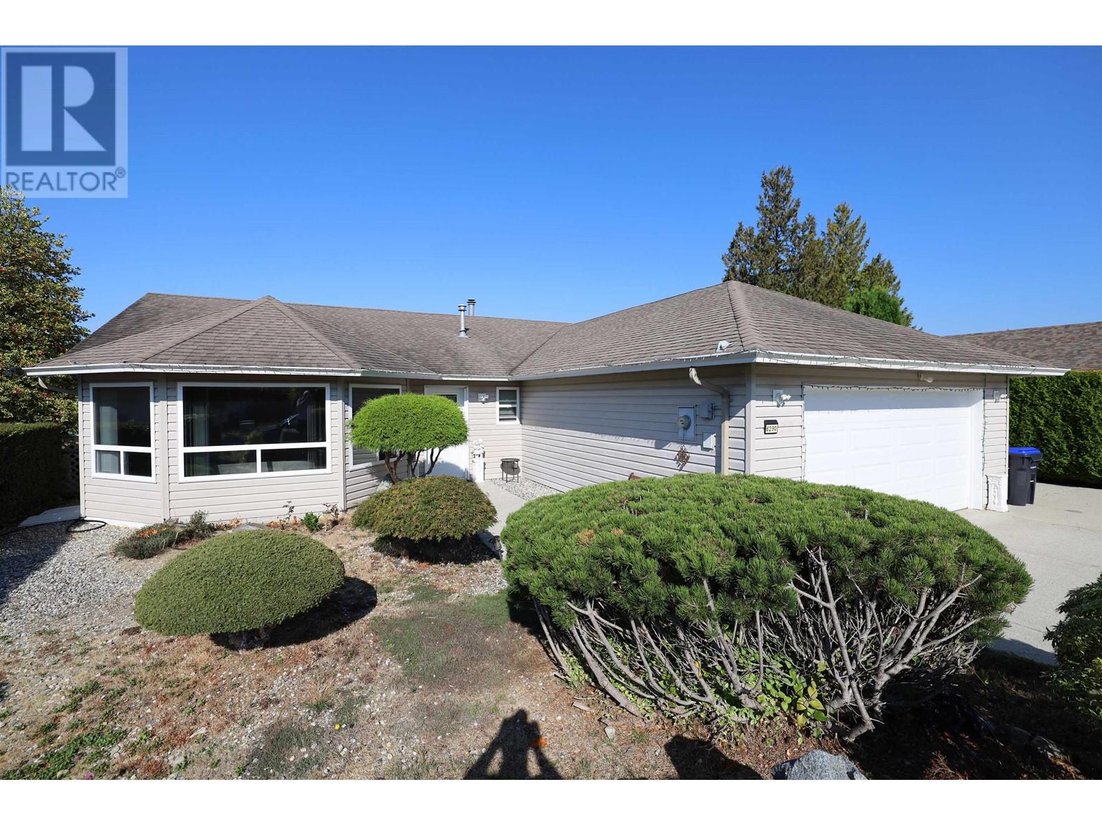 6290 HOMESTEAD AVENUE, sechelt, British Columbia