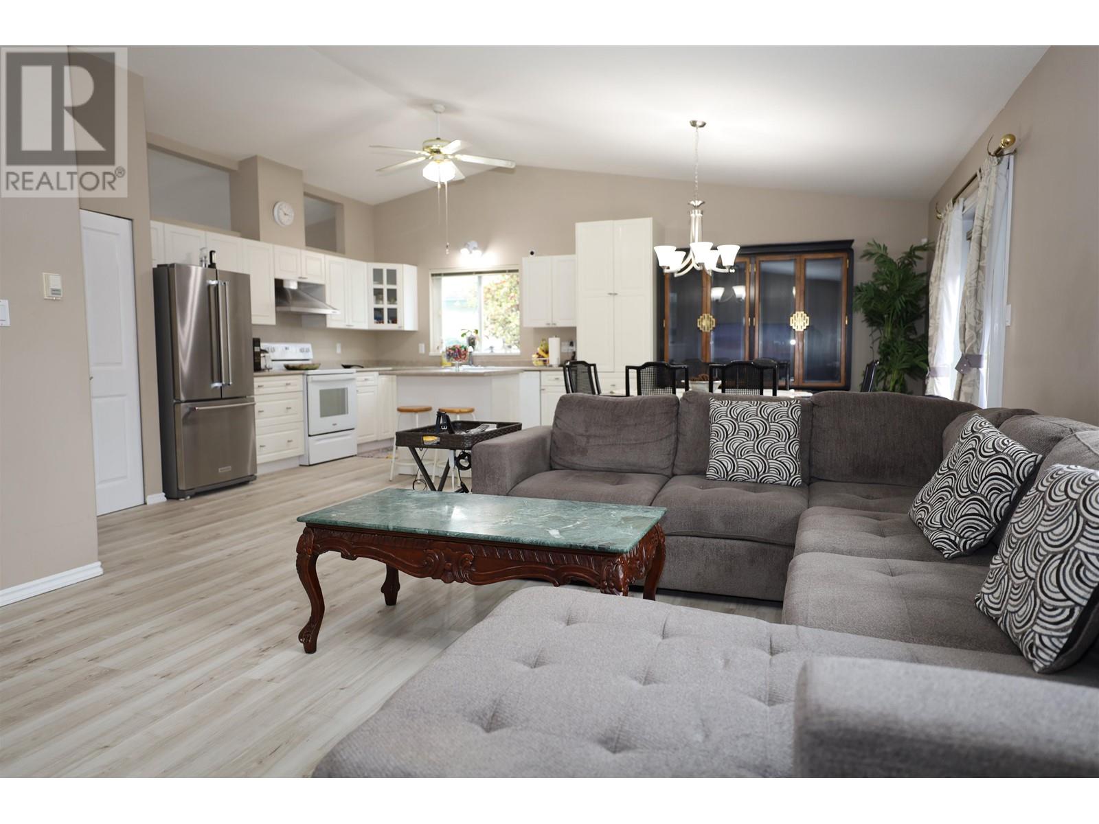6290 Homestead Avenue, Sechelt, British Columbia  V7Z 0M6 - Photo 12 - R2811304