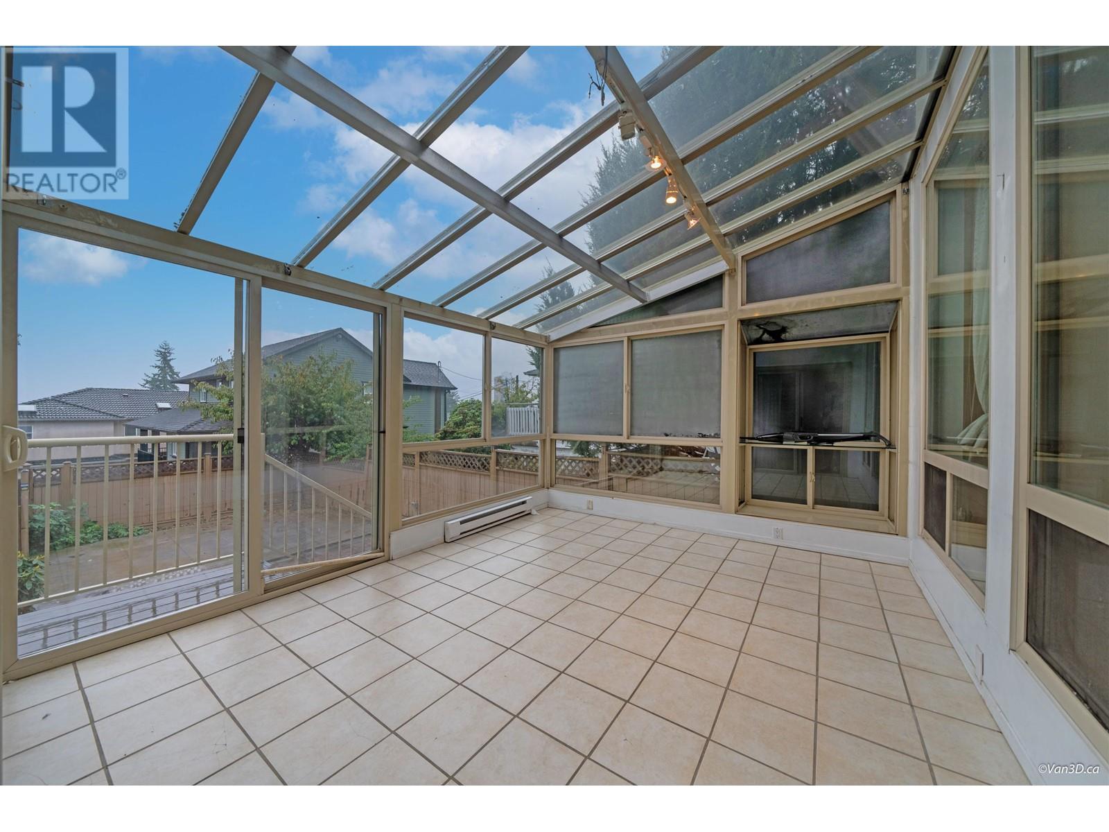 1002 Quadling Avenue, Coquitlam, British Columbia  V3K 2A8 - Photo 11 - R2826074