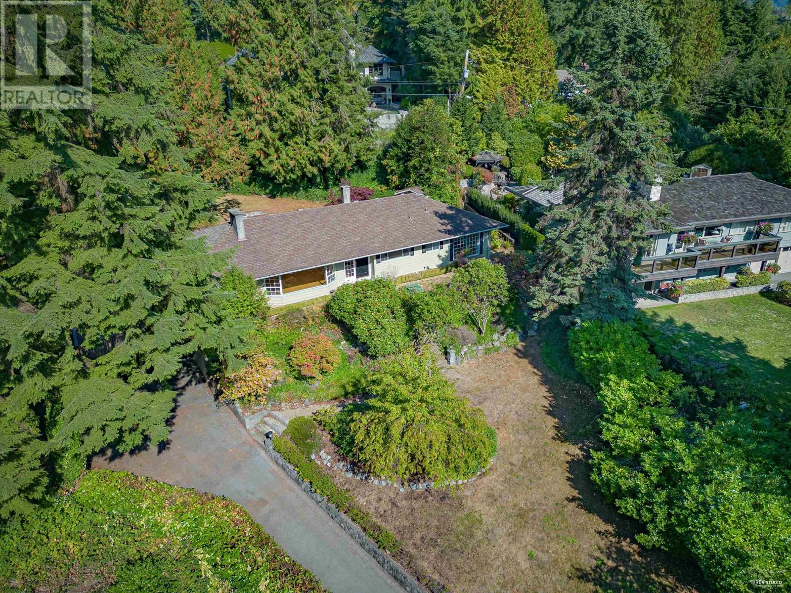 885 Highland Drive, West Vancouver, British Columbia  V7S 2G6 - Photo 5 - R2821014