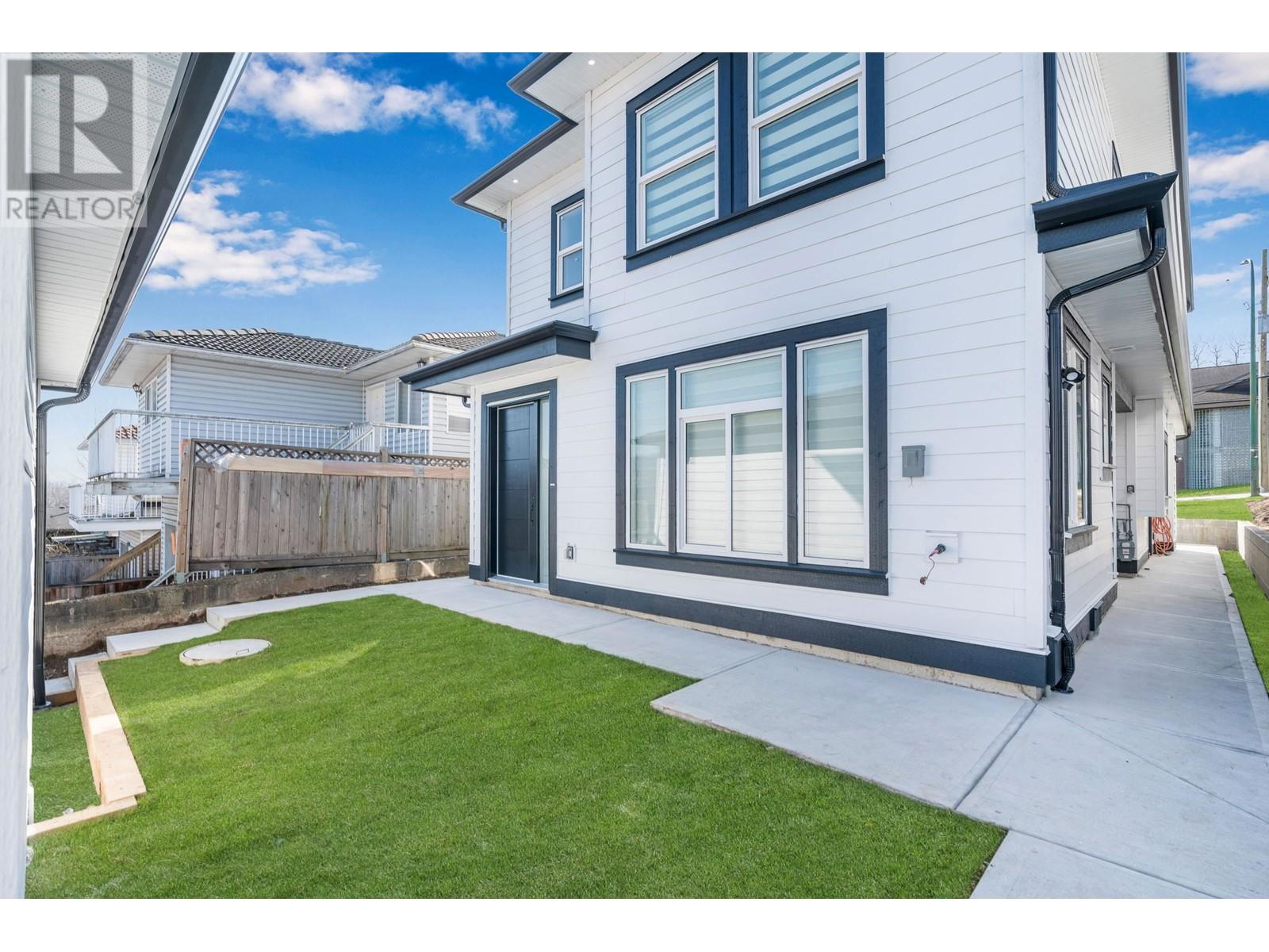 6019 SPROTT STREET, burnaby, British Columbia
