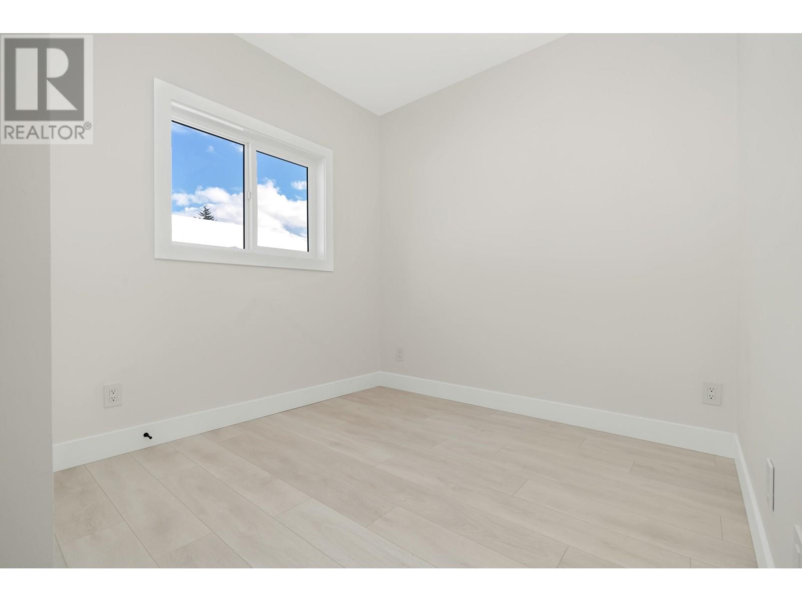 6019 Sprott Street, Burnaby, British Columbia  V5G 1T9 - Photo 14 - R2797668
