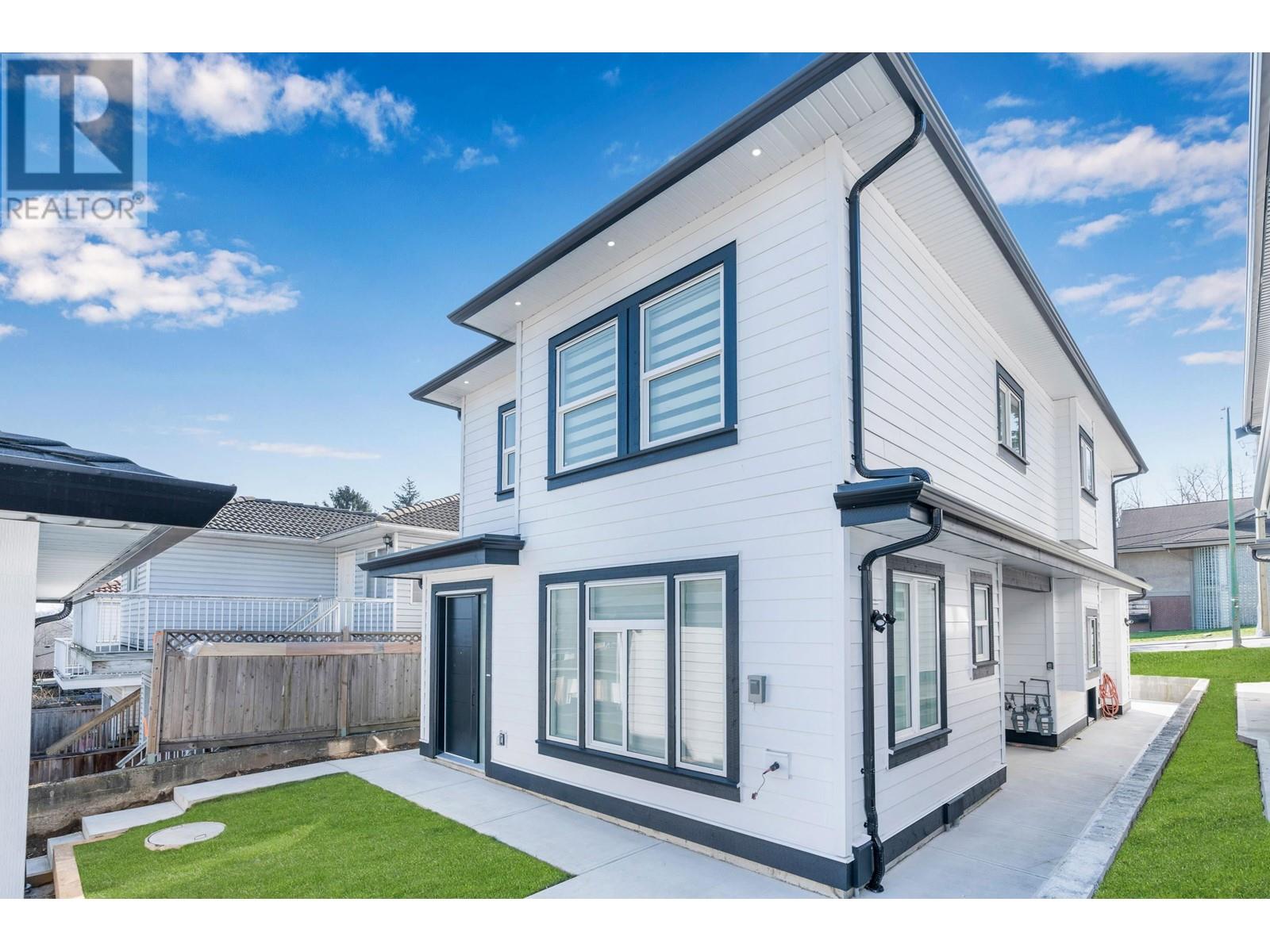 6019 Sprott Street, Burnaby, British Columbia  V5G 1T9 - Photo 3 - R2797668