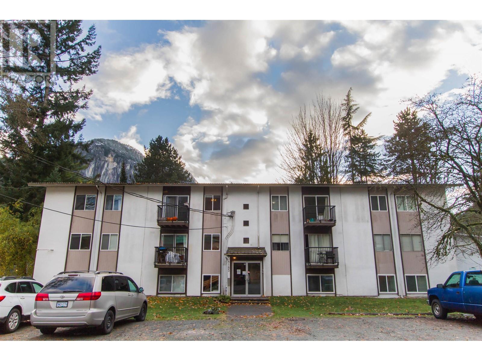 49 38185 WESTWAY AVENUE, squamish, British Columbia