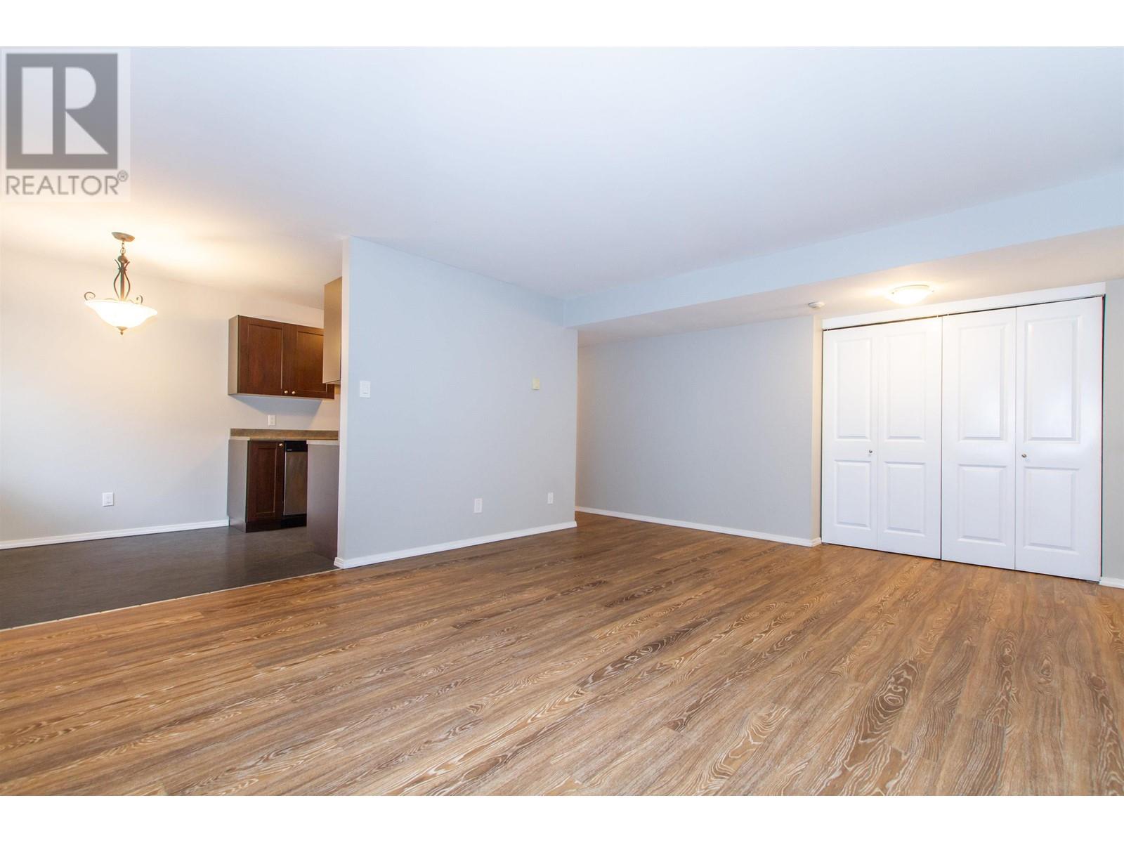 49 38185 Westway Avenue, Squamish, British Columbia  V8B 0L6 - Photo 2 - R2826366