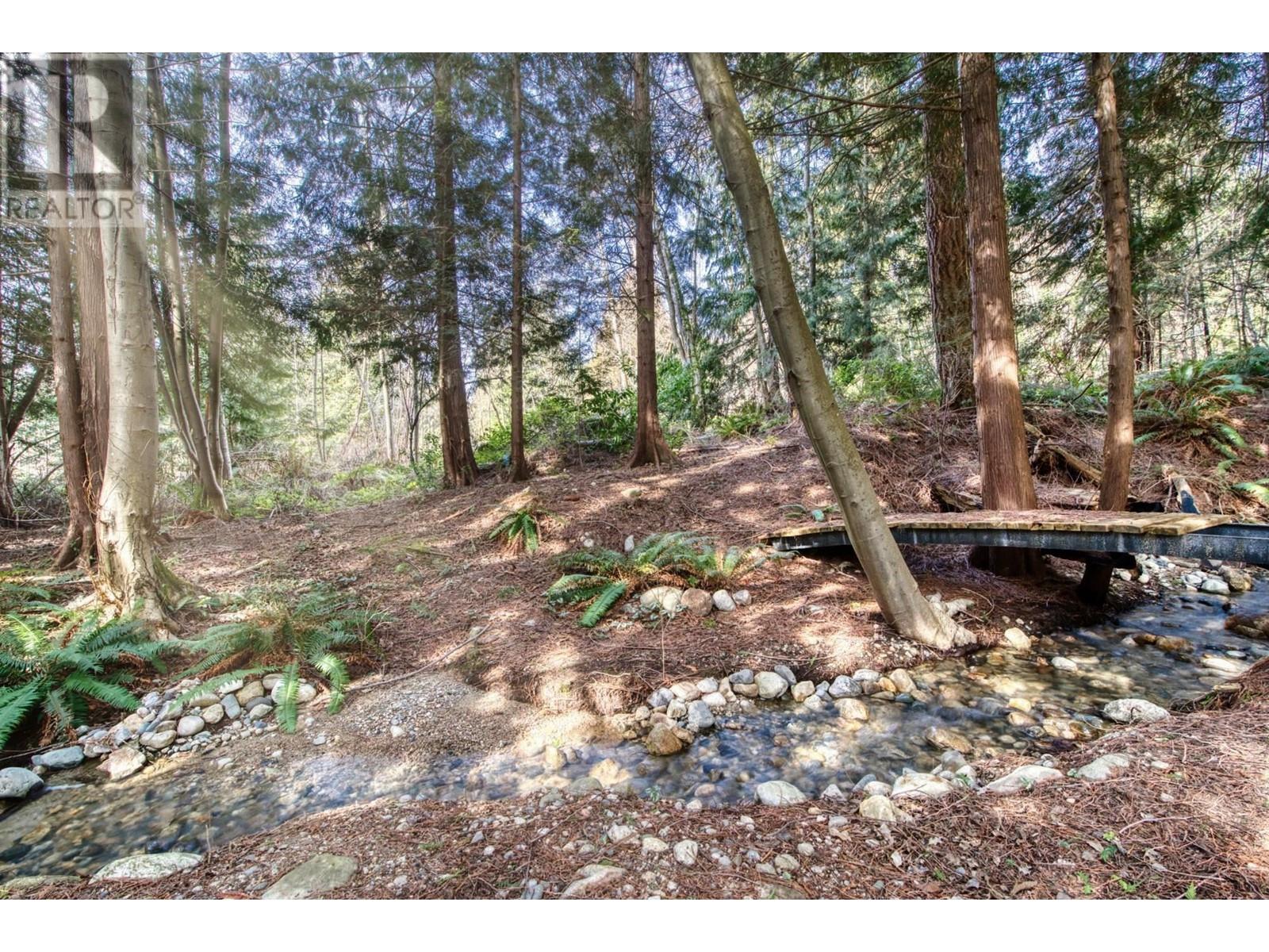 2126 Sunshine Coast Highway, Roberts Creek, British Columbia  V0N 2W5 - Photo 20 - R2826371