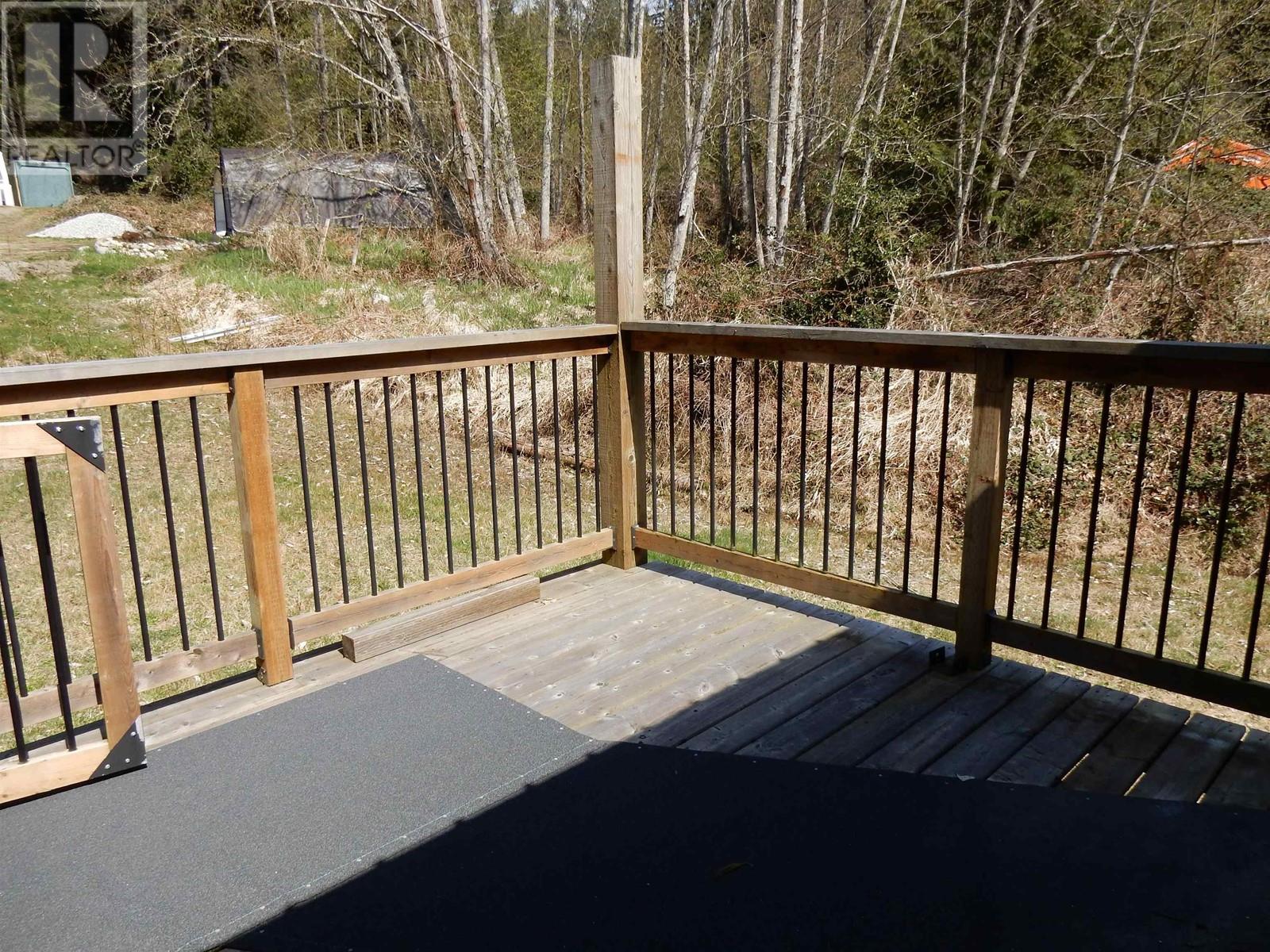 2126 Sunshine Coast Highway, Roberts Creek, British Columbia  V0N 2W5 - Photo 37 - R2826371