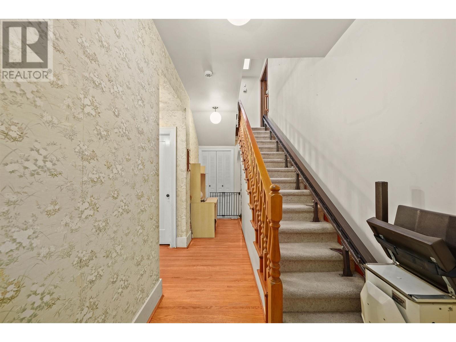 2292 W 33rd Avenue, Vancouver, British Columbia  V6M 1C2 - Photo 11 - R2826136