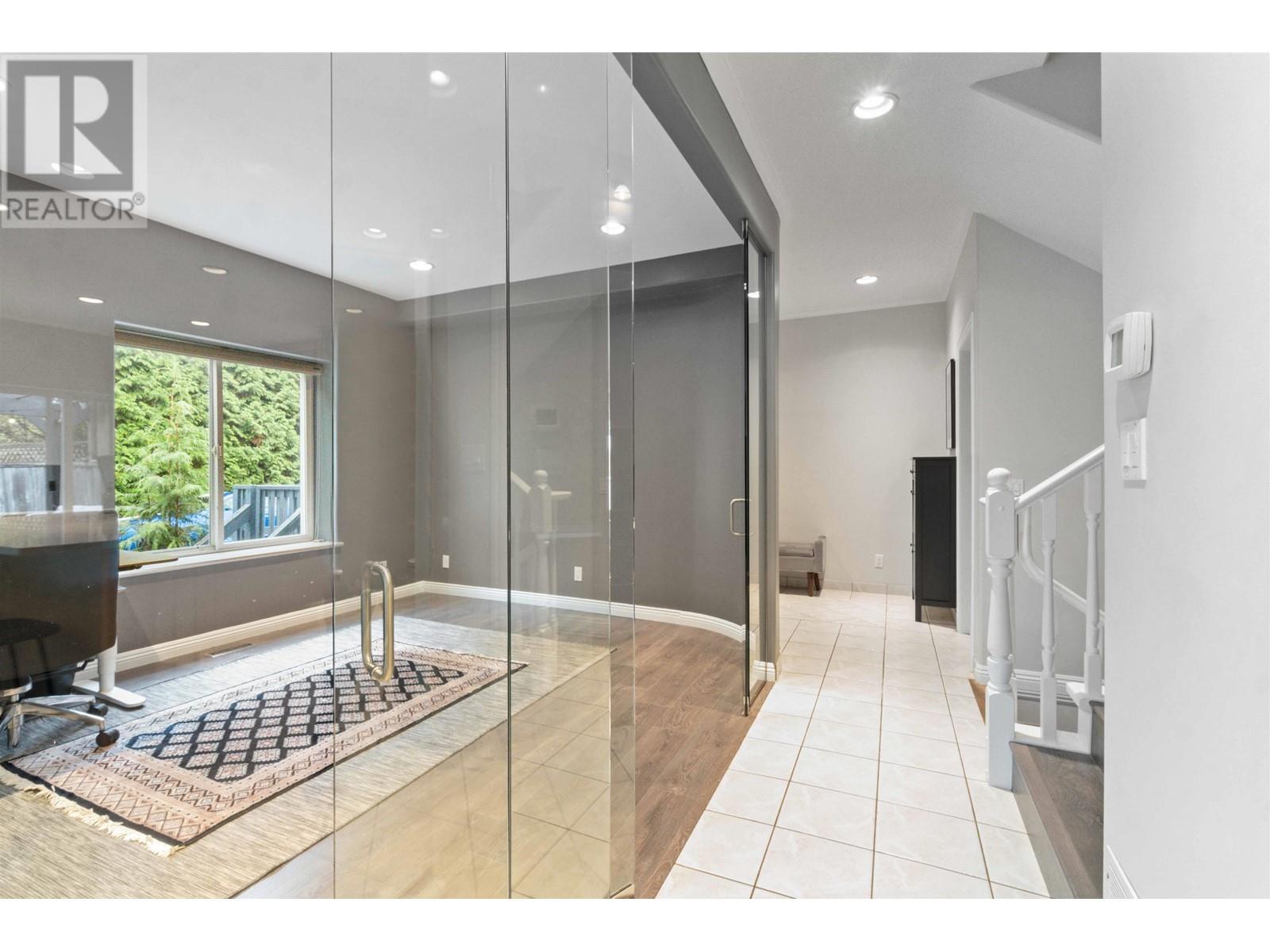 A 111 Hemlock Drive, Anmore, British Columbia  V3H 4W9 - Photo 15 - R2826196