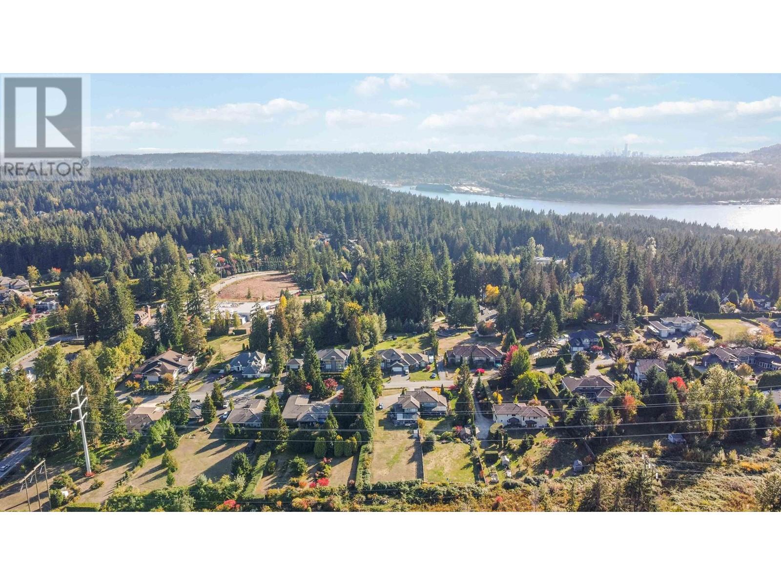 A 111 Hemlock Drive, Anmore, British Columbia  V3H 4W9 - Photo 4 - R2826196