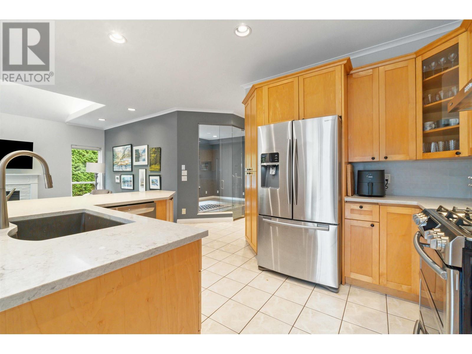 A 111 Hemlock Drive, Anmore, British Columbia  V3H 4W9 - Photo 6 - R2826196