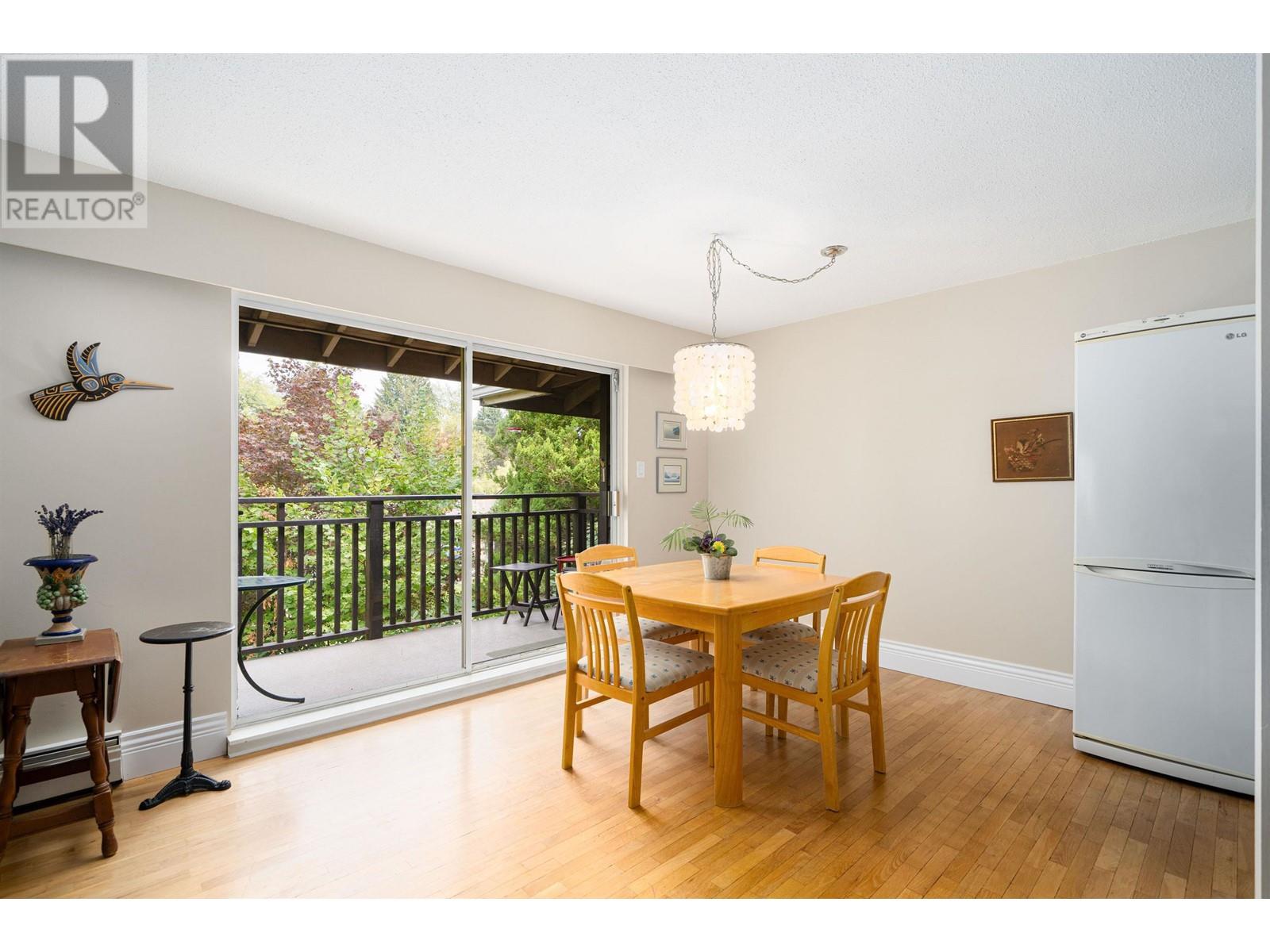 1104 555 W 28th Street, North Vancouver, British Columbia  V7N 2J7 - Photo 9 - R2813114