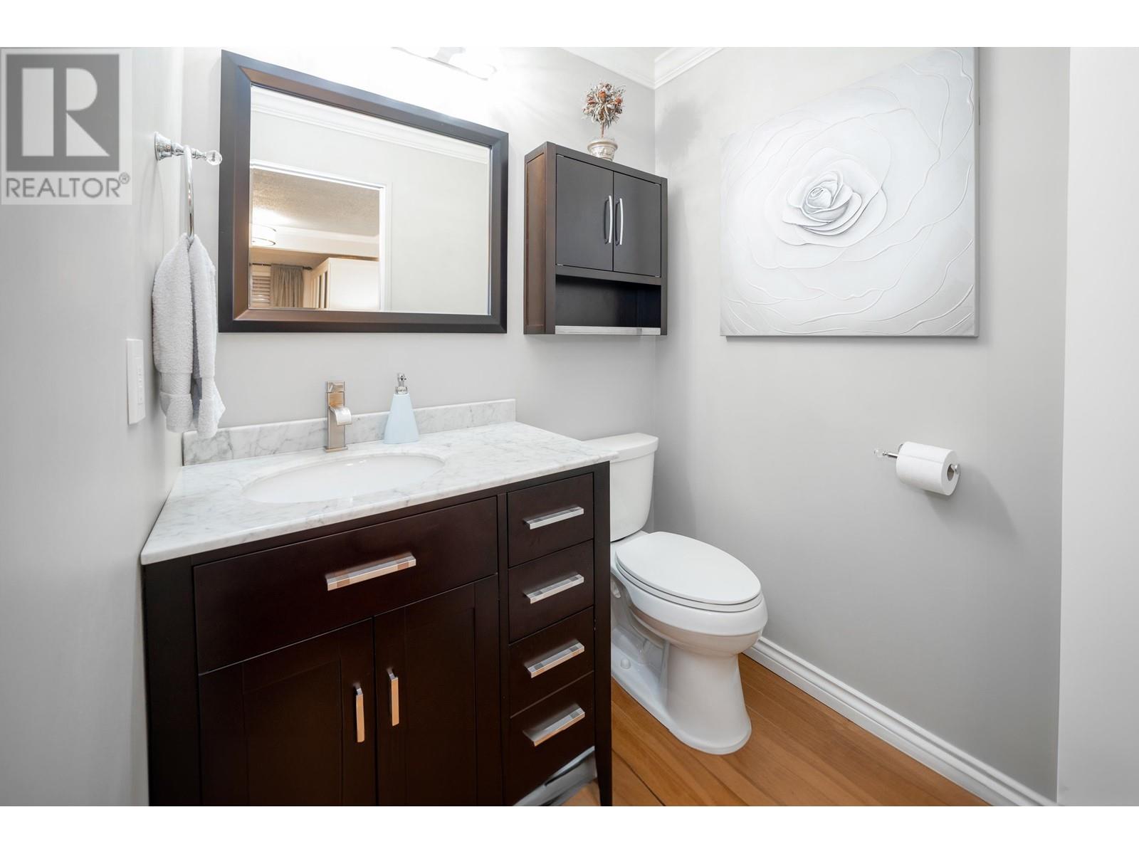 890 Victoria Drive, Port Coquitlam, British Columbia  V3B 2T9 - Photo 14 - R2823419