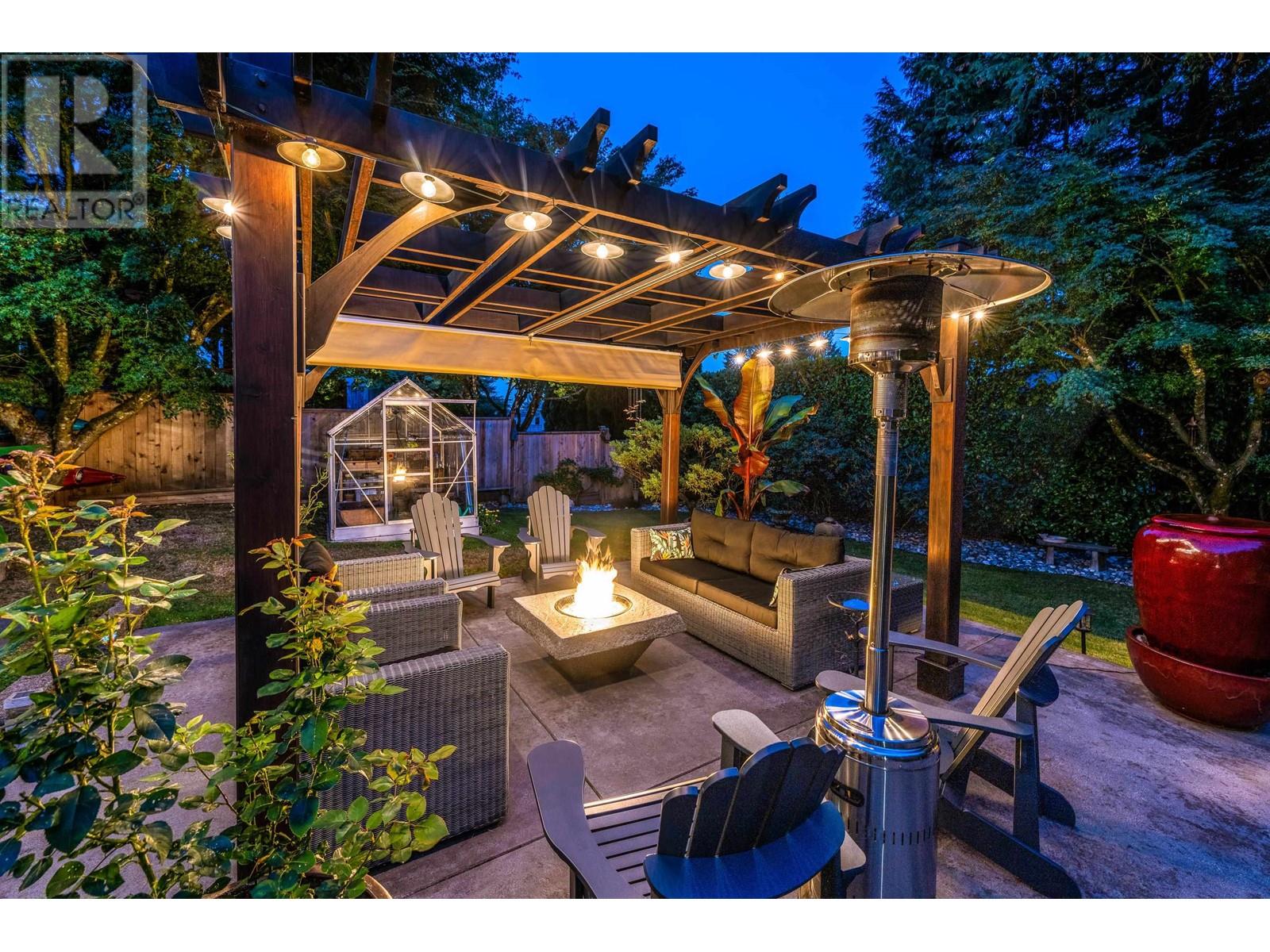 890 VICTORIA DRIVE, port coquitlam, British Columbia