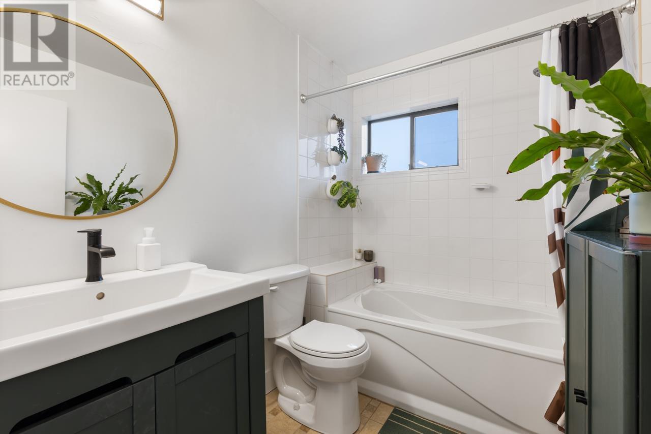 274 E 3rd Street, North Vancouver, British Columbia  V7L 1E7 - Photo 23 - R2826404