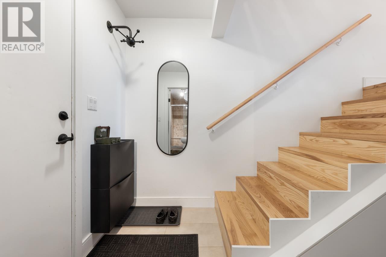 274 E 3rd Street, North Vancouver, British Columbia  V7L 1E7 - Photo 32 - R2826404