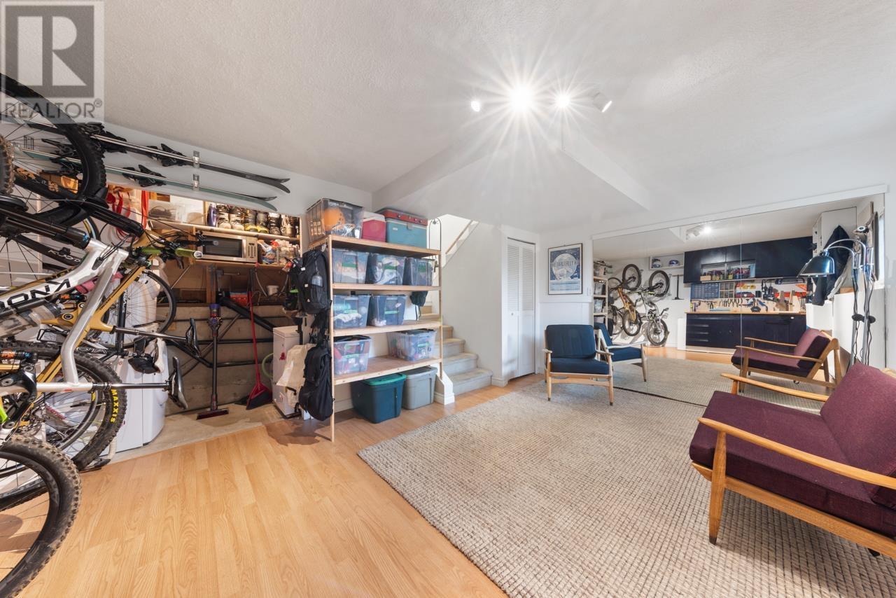 274 E 3rd Street, North Vancouver, British Columbia  V7L 1E7 - Photo 33 - R2826404