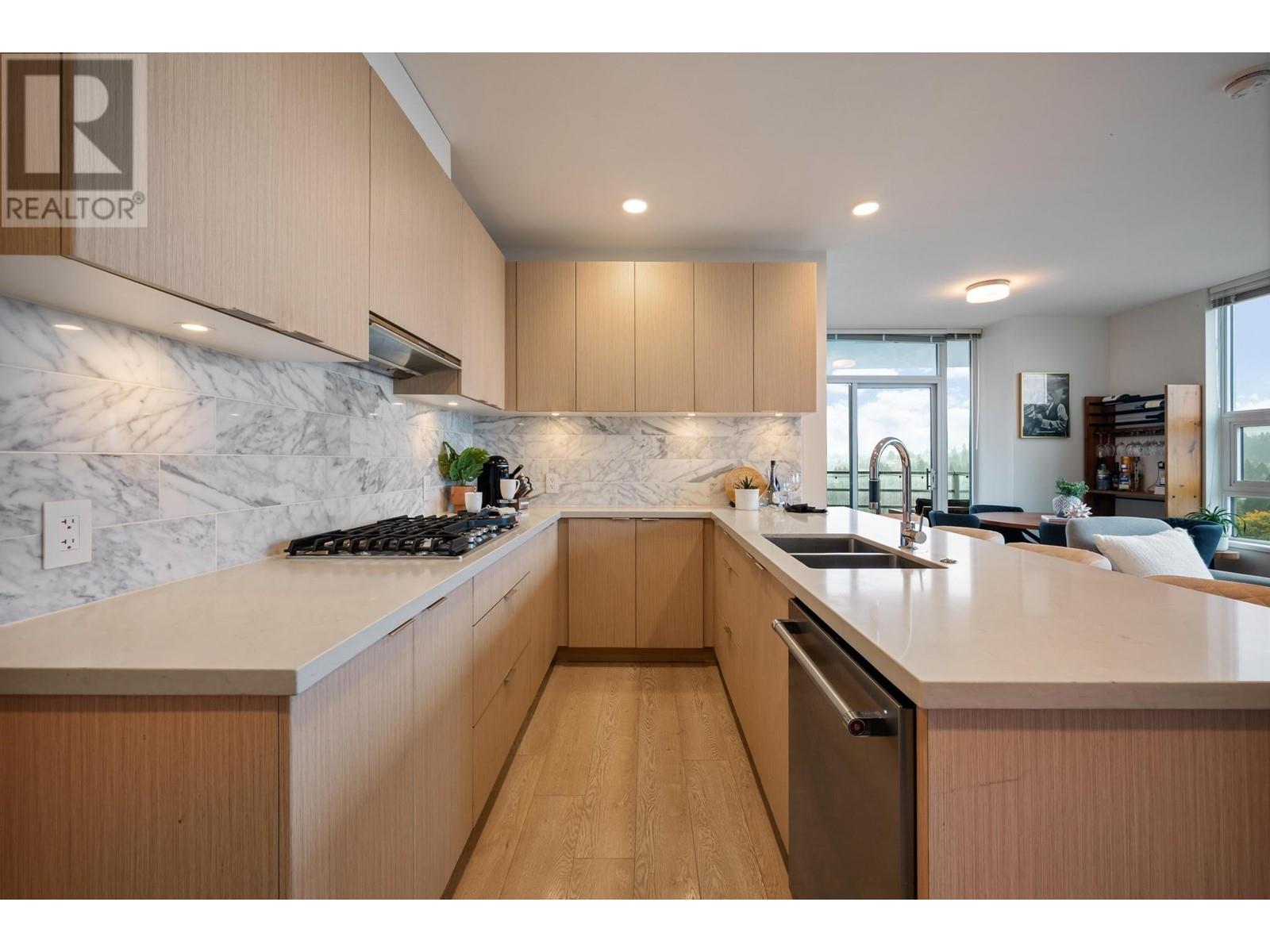 2104 530 Whiting Way, Coquitlam, British Columbia  V3J 0J4 - Photo 5 - R2826182
