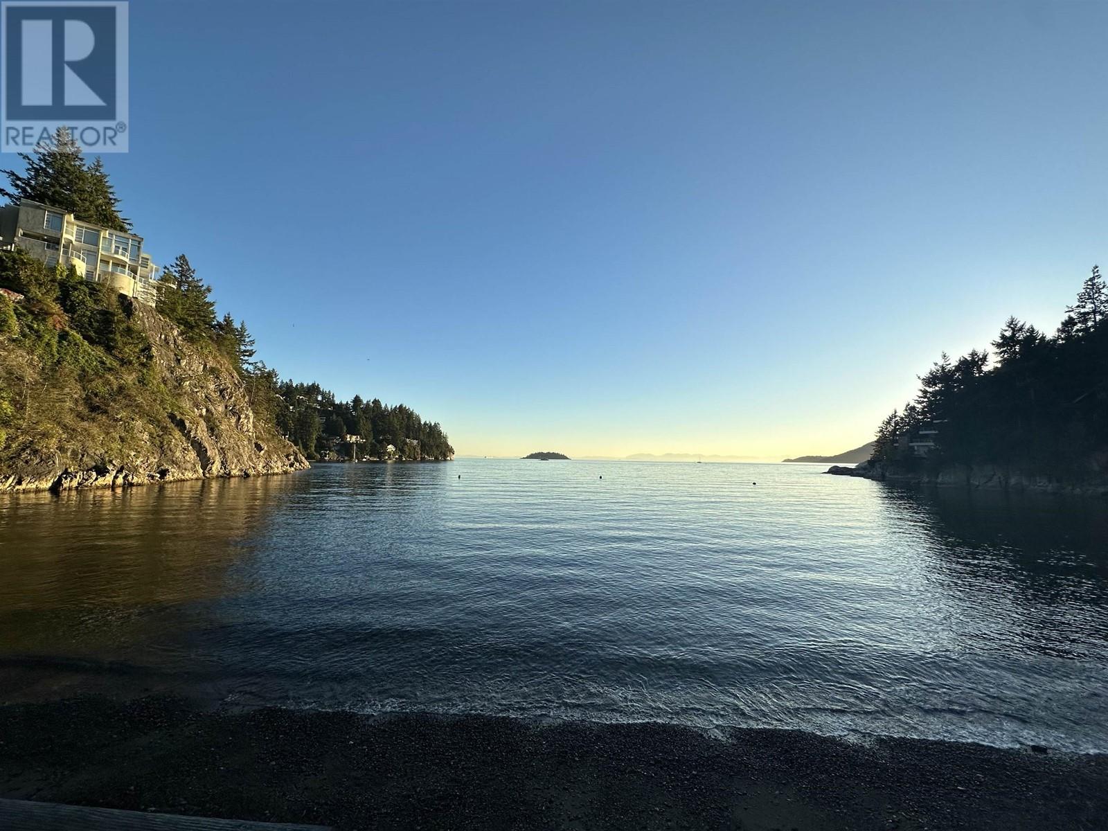 6912 Marine Drive, West Vancouver, British Columbia  V7W 2K3 - Photo 5 - R2826411