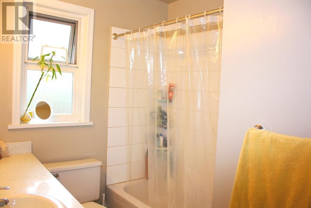 1858 E 15th Avenue, Vancouver, British Columbia  V5N 2G4 - Photo 11 - R2824952
