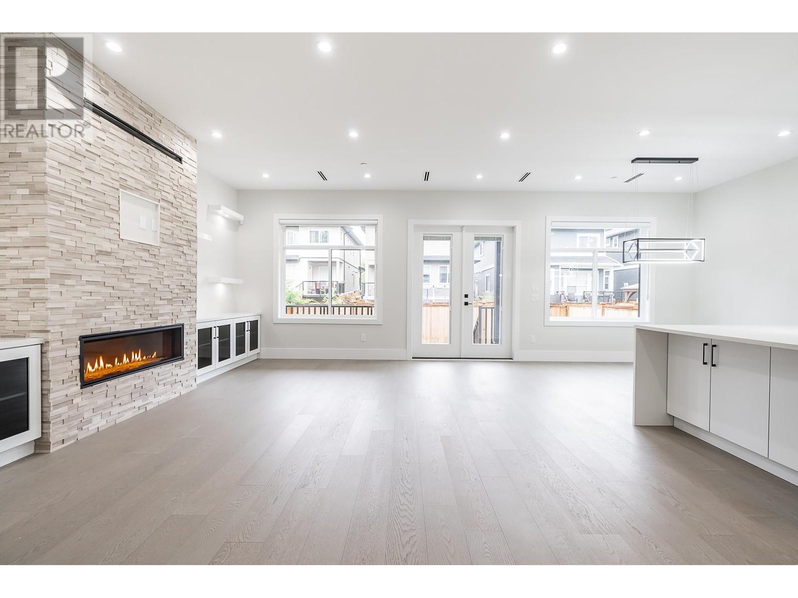 23087 134 Loop, Maple Ridge, British Columbia  V4R 2R5 - Photo 3 - R2826277