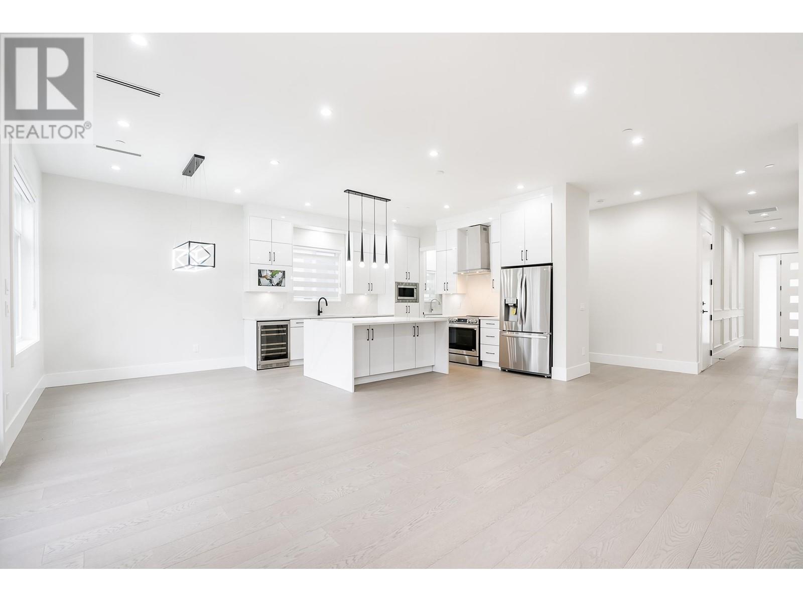 23087 134 Loop, Maple Ridge, British Columbia  V4R 2R5 - Photo 5 - R2826277