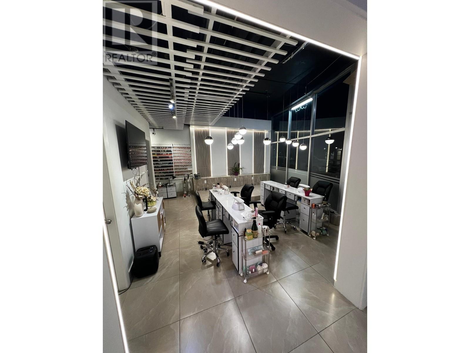 1367 Richards Street, Vancouver, British Columbia  V6B 3G7 - Photo 2 - C8055116