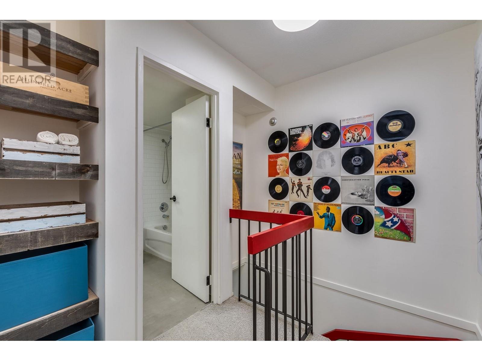 107 1745 Esquimalt Avenue, West Vancouver, British Columbia  V7V 1R7 - Photo 13 - R2826069