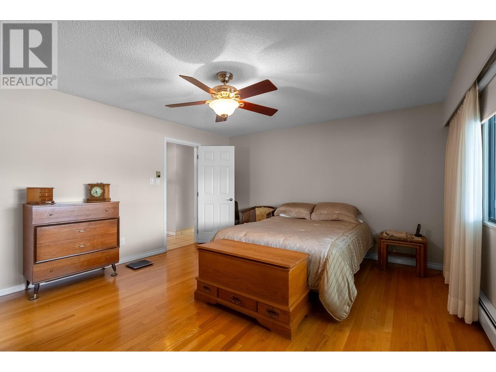 7221 Frances Street, Burnaby, British Columbia  V5A 1H1 - Photo 13 - R2826311