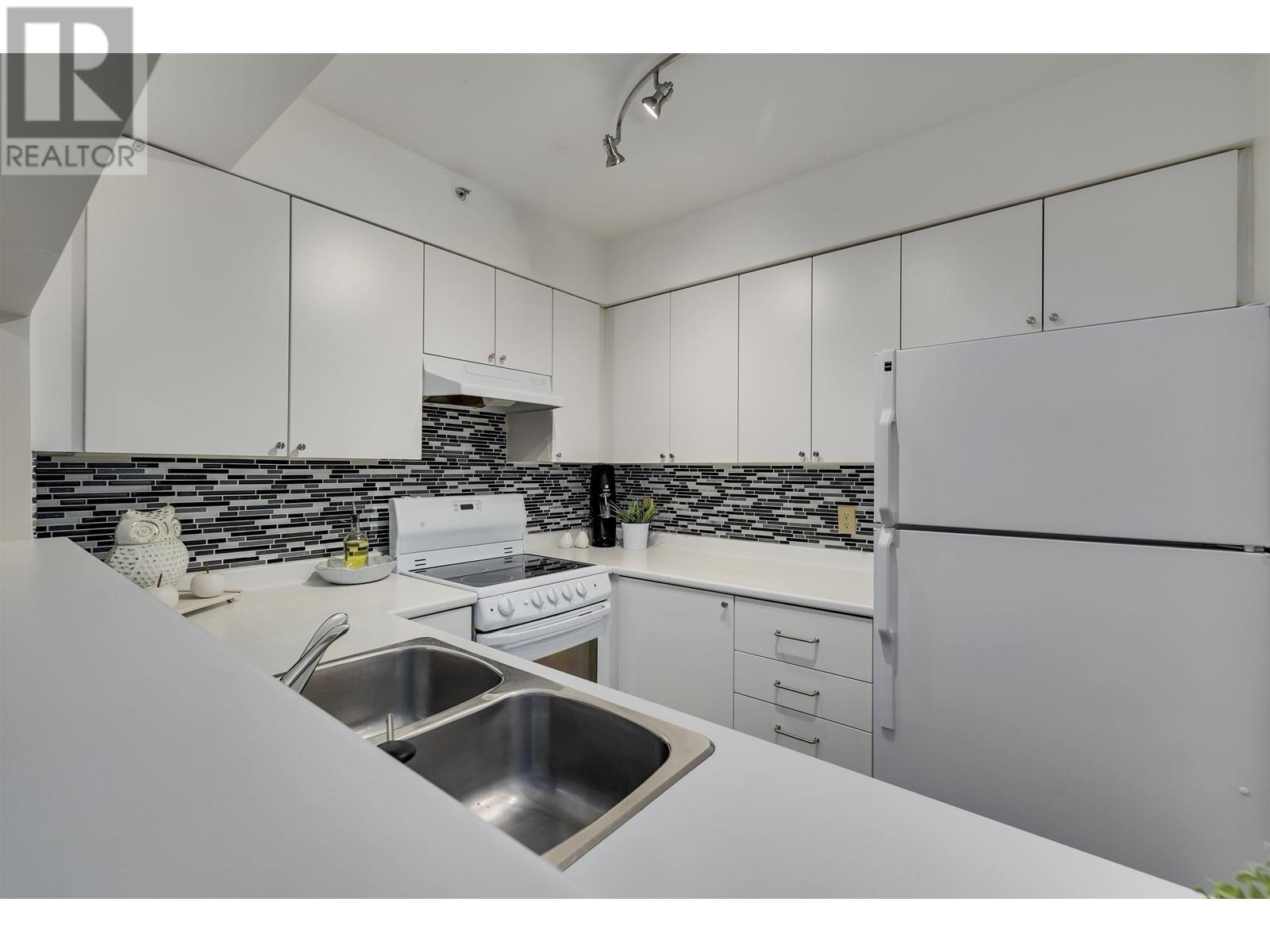 210 633 W 16th Avenue, Vancouver, British Columbia  V5Z 1S5 - Photo 5 - R2826423