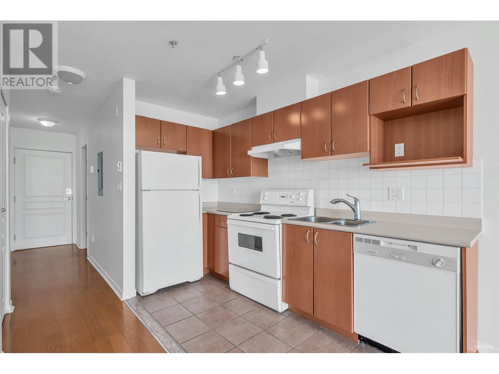 Ph6 6991 Victoria Drive, Vancouver, British Columbia  V5P 3Y7 - Photo 7 - R2826339