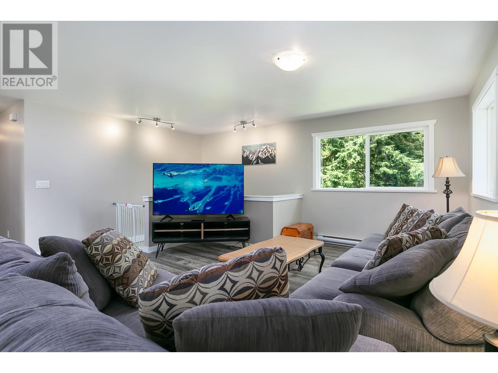 2958 Stanley Road, D'arcy, British Columbia  V0N 1L0 - Photo 9 - R2824605