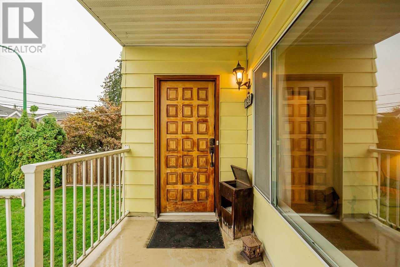 7839 17th Avenue, Burnaby, British Columbia  V3N 1M1 - Photo 5 - R2825823