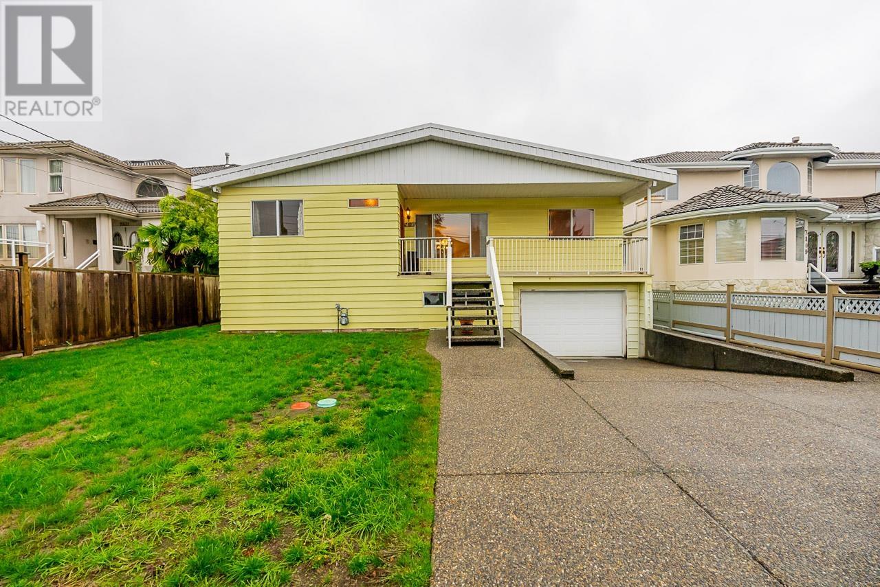 7839 17th Avenue, Burnaby, British Columbia  V3N 1M1 - Photo 2 - R2825823