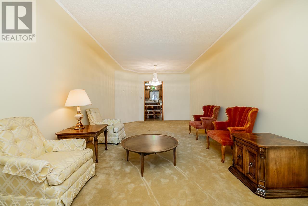 7839 17th Avenue, Burnaby, British Columbia  V3N 1M1 - Photo 6 - R2825823