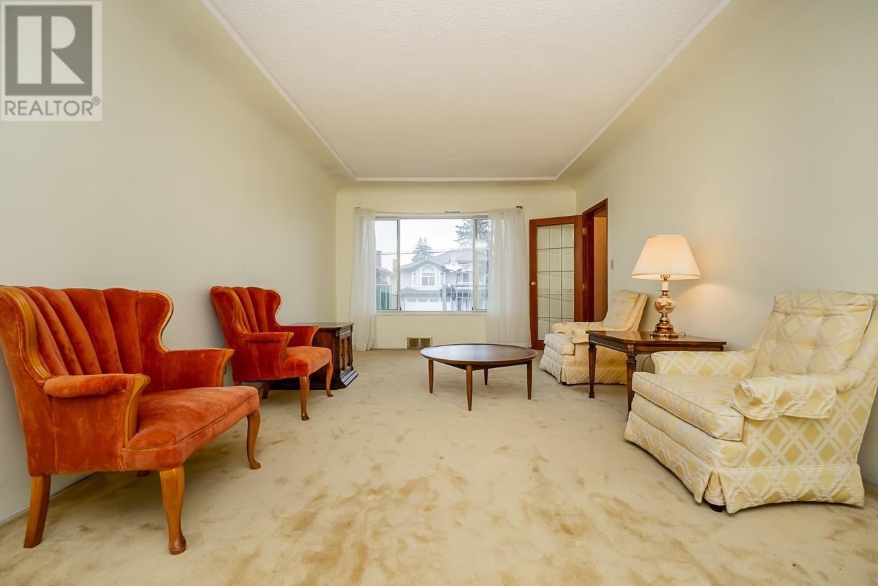 7839 17th Avenue, Burnaby, British Columbia  V3N 1M1 - Photo 7 - R2825823