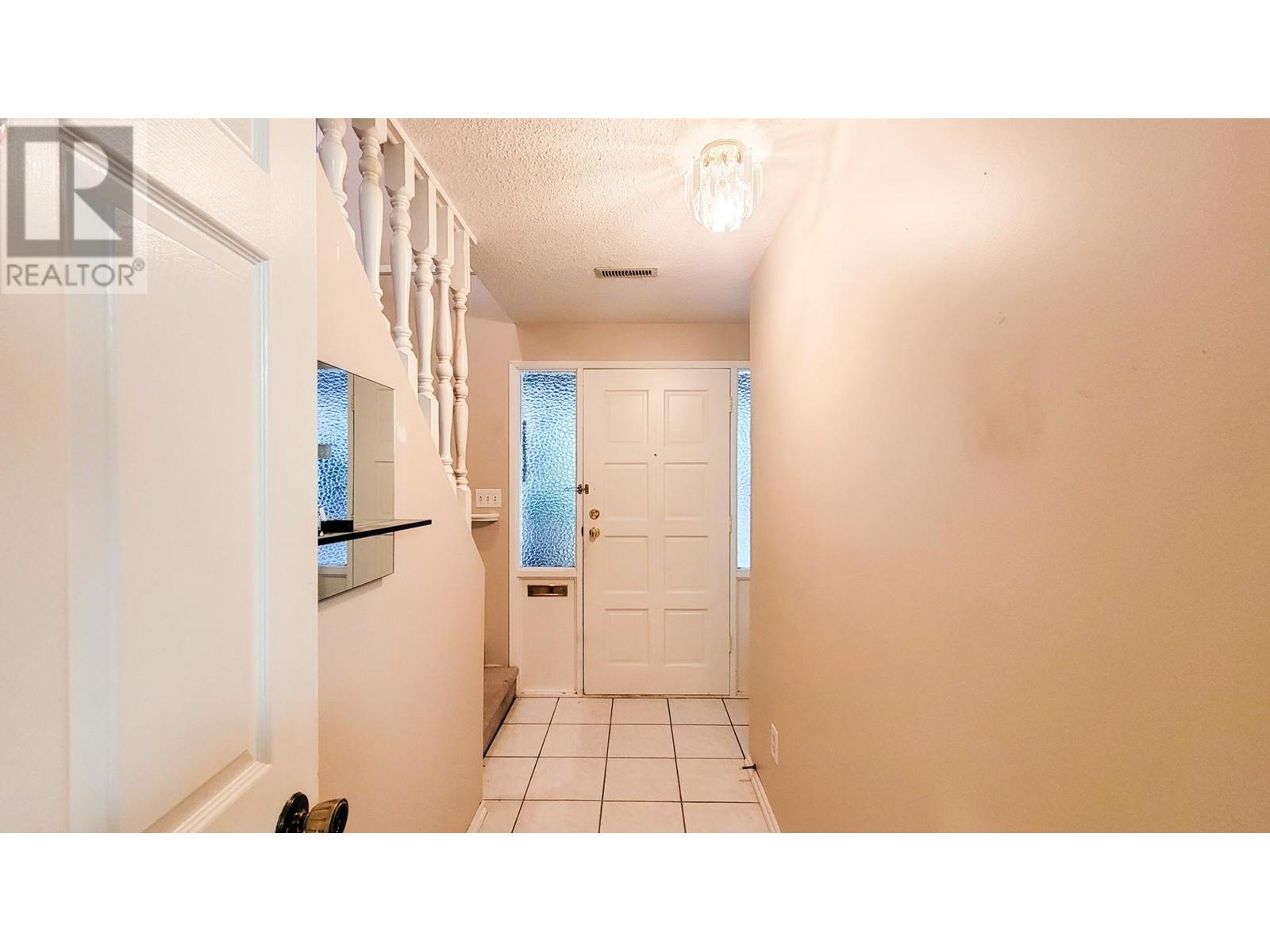 12367 Laity Street, Maple Ridge, British Columbia  V2X 5B4 - Photo 6 - R2823823