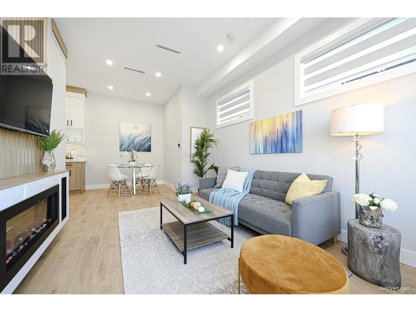 2728 E 26th Avenue, Vancouver, British Columbia  V5R 1S2 - Photo 3 - R2823393