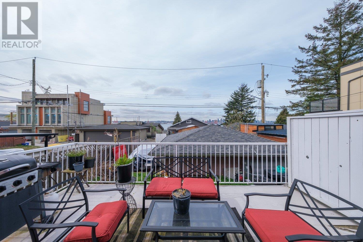 423-425 E 2nd Street, North Vancouver, British Columbia  V7L 1C9 - Photo 29 - R2826470