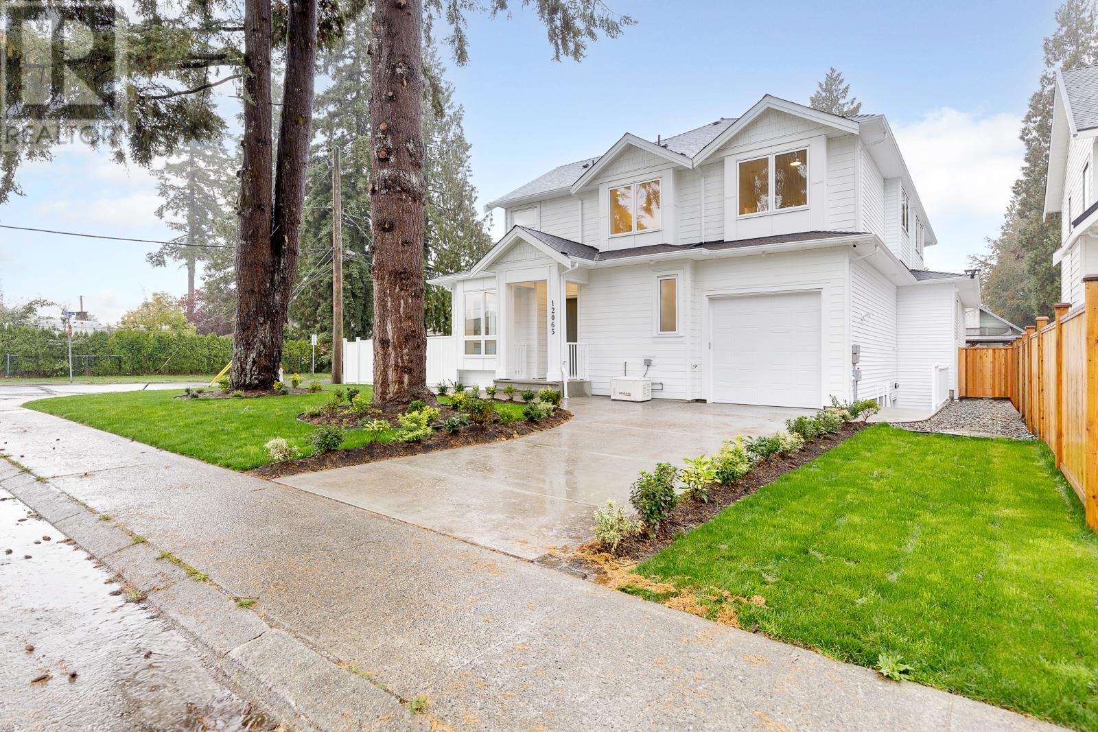 12065 Blakely Road, Pitt Meadows, British Columbia  V3Y 1J3 - Photo 3 - R2760416