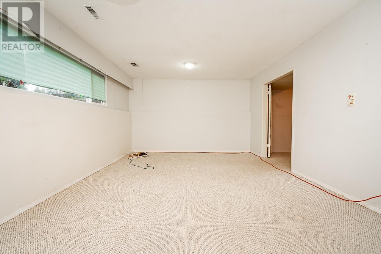 3562 Dalebright Drive, Burnaby, British Columbia  V5A 3E8 - Photo 25 - R2825660