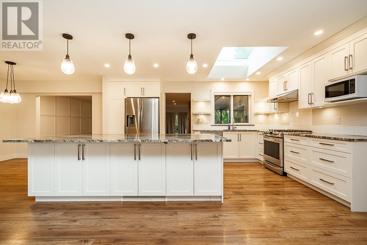 3562 Dalebright Drive, Burnaby, British Columbia  V5A 3E8 - Photo 7 - R2825660