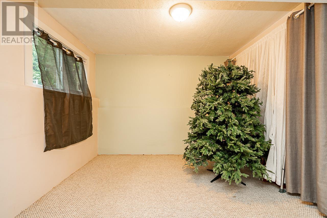 3562 Dalebright Drive, Burnaby, British Columbia  V5A 3E8 - Photo 26 - R2825660