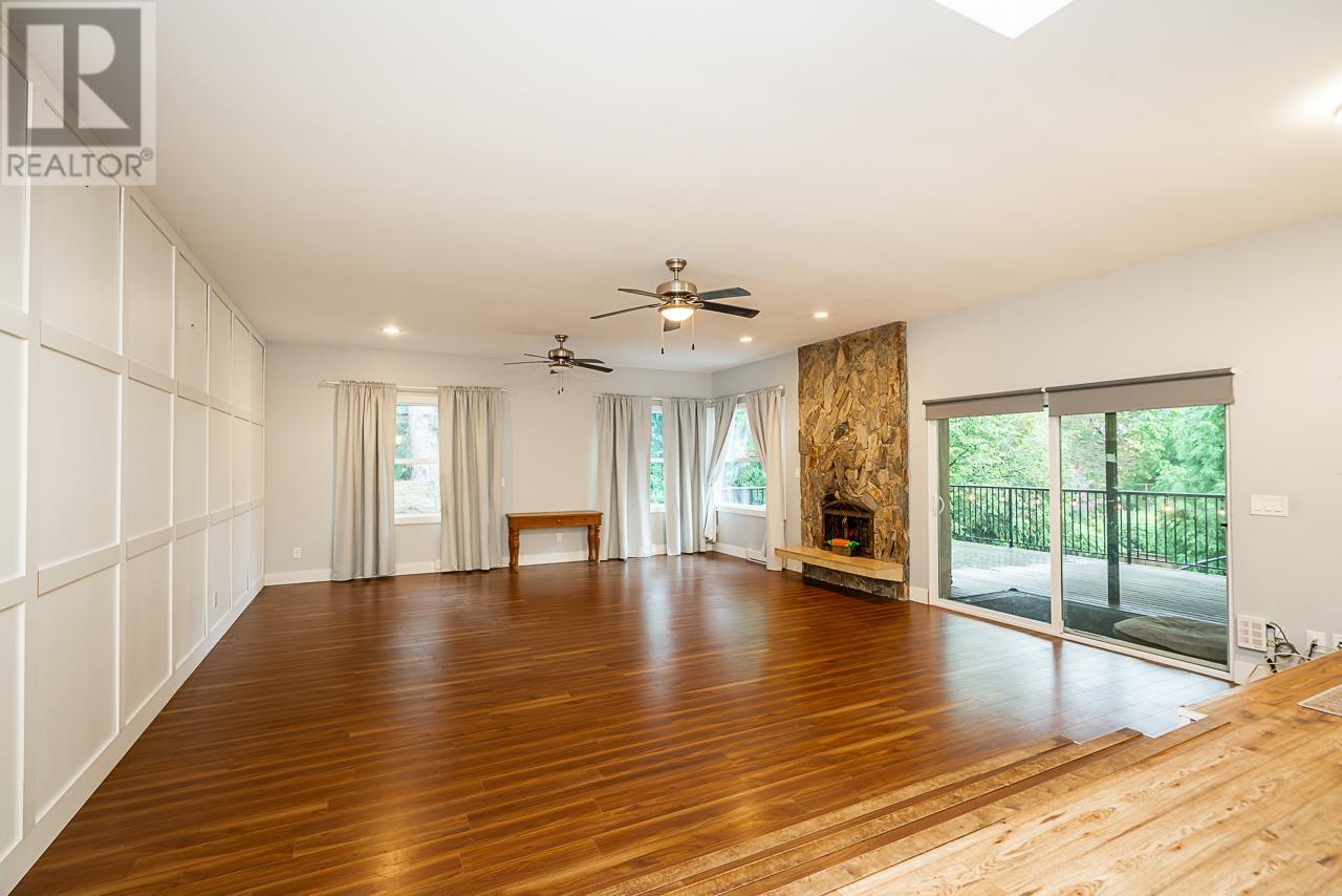 3562 Dalebright Drive, Burnaby, British Columbia  V5A 3E8 - Photo 15 - R2825660